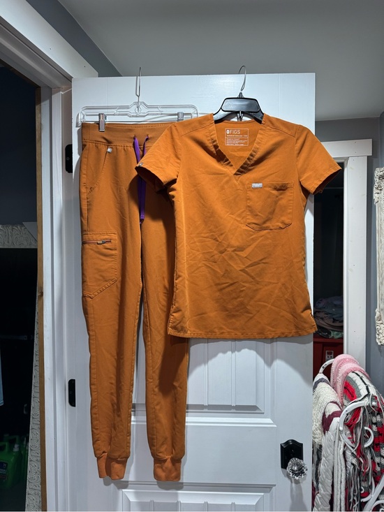 Figs Pants - Figs Scrub Set in Atlantic Fall